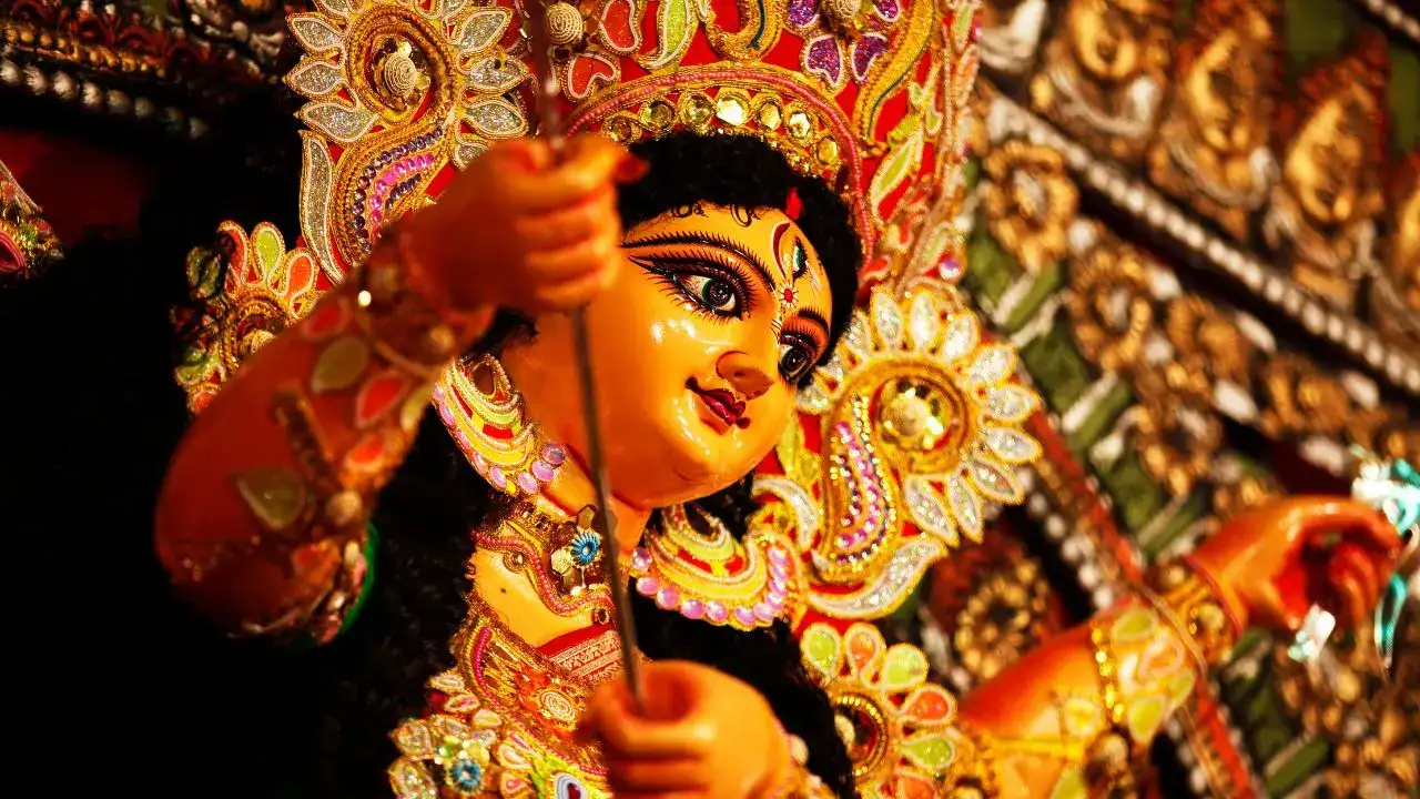 Kanya Puja 2025 Date: Is Kanjak On September 30 Or October 1? Check Date And Other Details