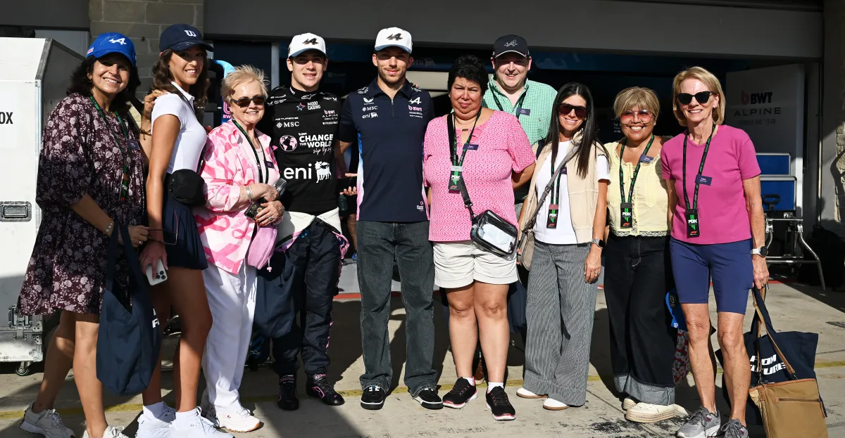 Alpine F1 hosts Road To Recovery volunteers at U.S. Grand Prix