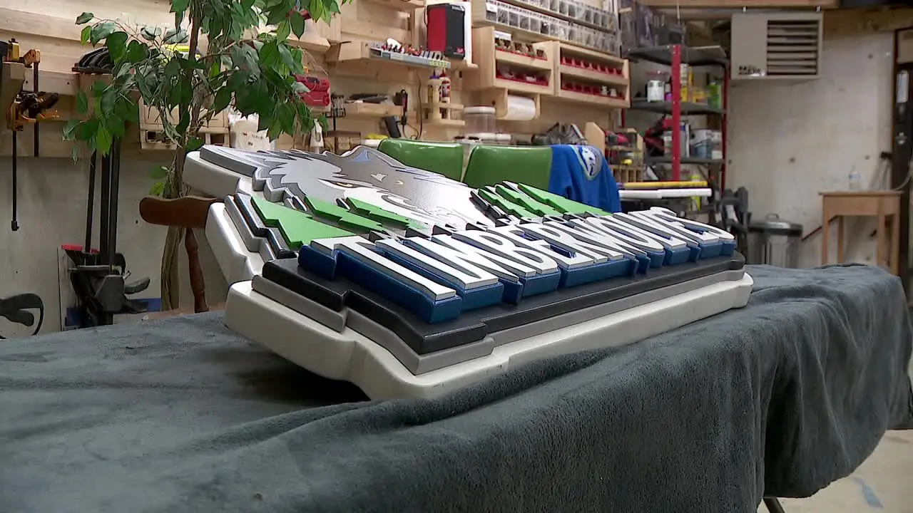 Willmar woodworker makes retro Timberwolves sign to celebrate new season