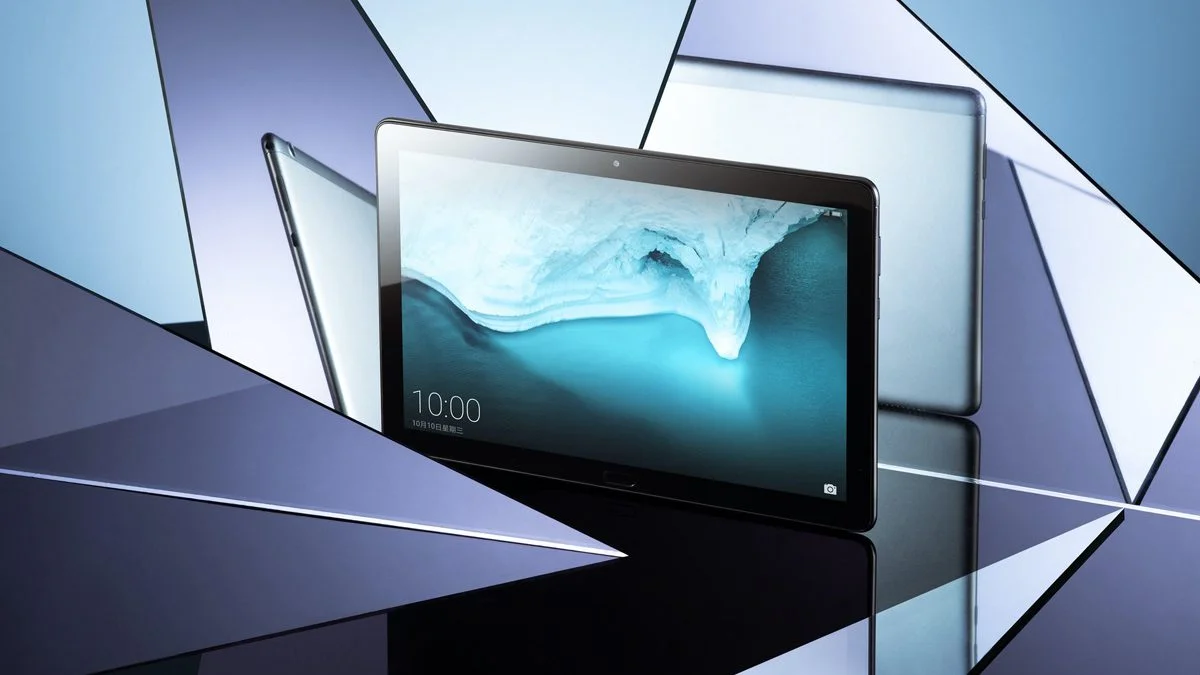 Ultimate Flexible Displays Are Back in 2025: Phones, Tablets and Wearables