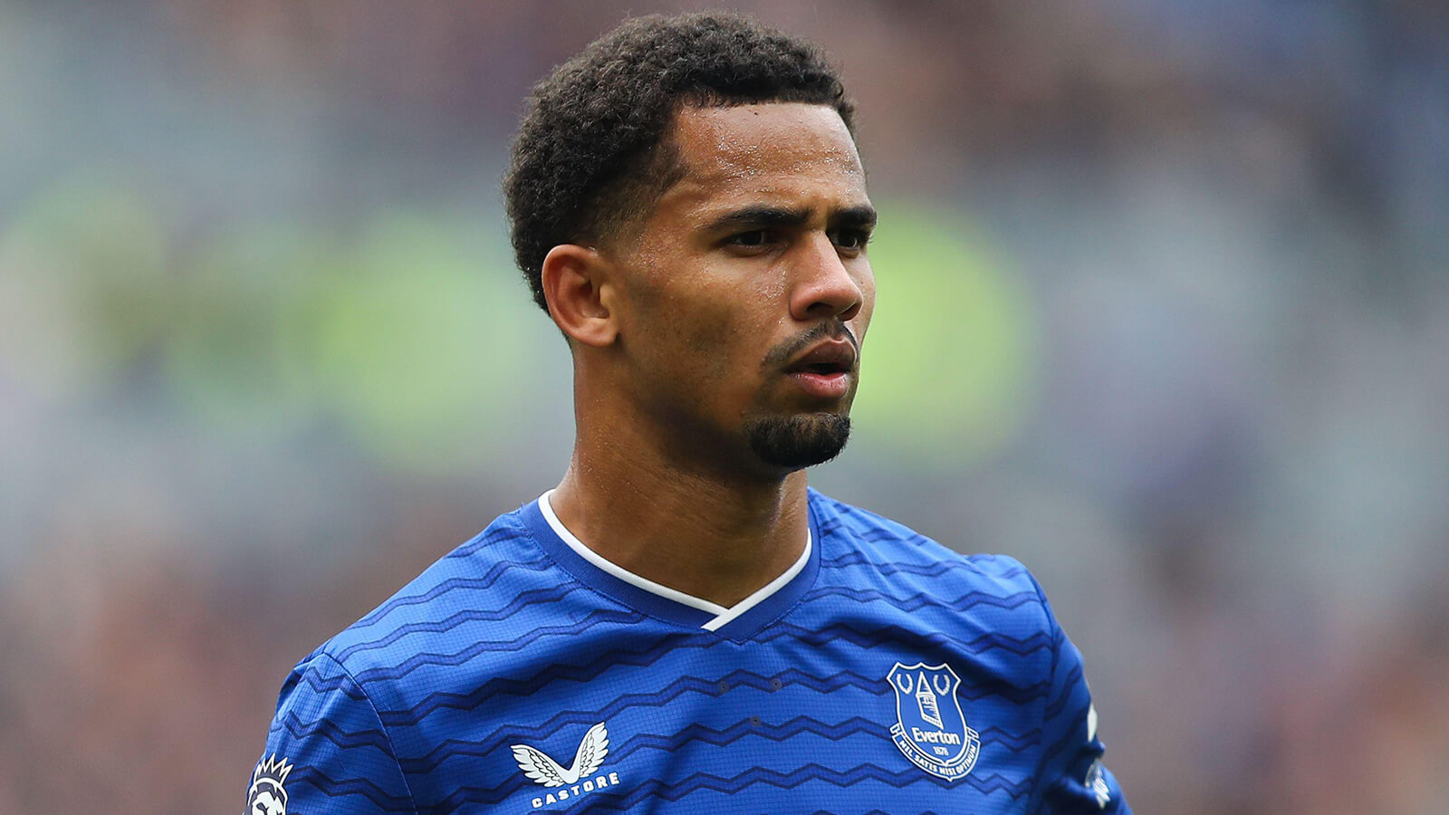 Everton: Explosive star targeted by FIVE clubs as Toffees respond with gargantuan price tag