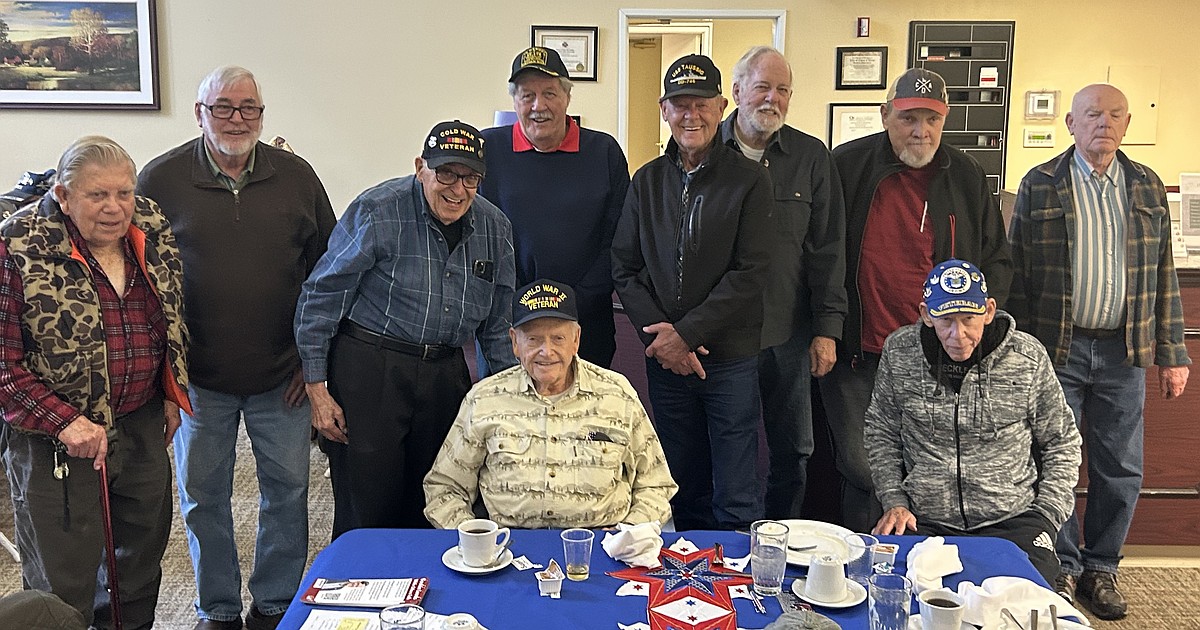 Veterans share stories at Legends Park Assisted Living breakfast