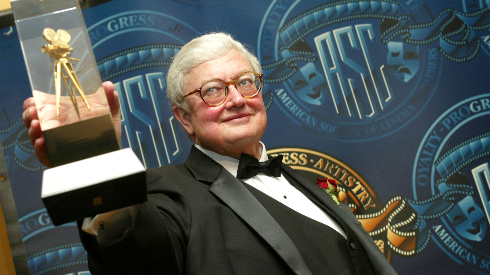 A Controversial Zack Snyder Superhero Movie Got A Perfect Score From Roger Ebert