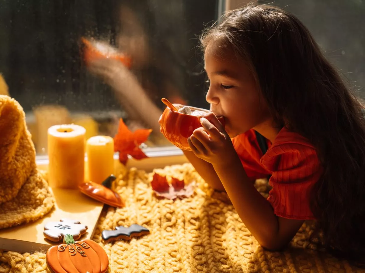 Anyone who loves autumn themed candles issued wick warning