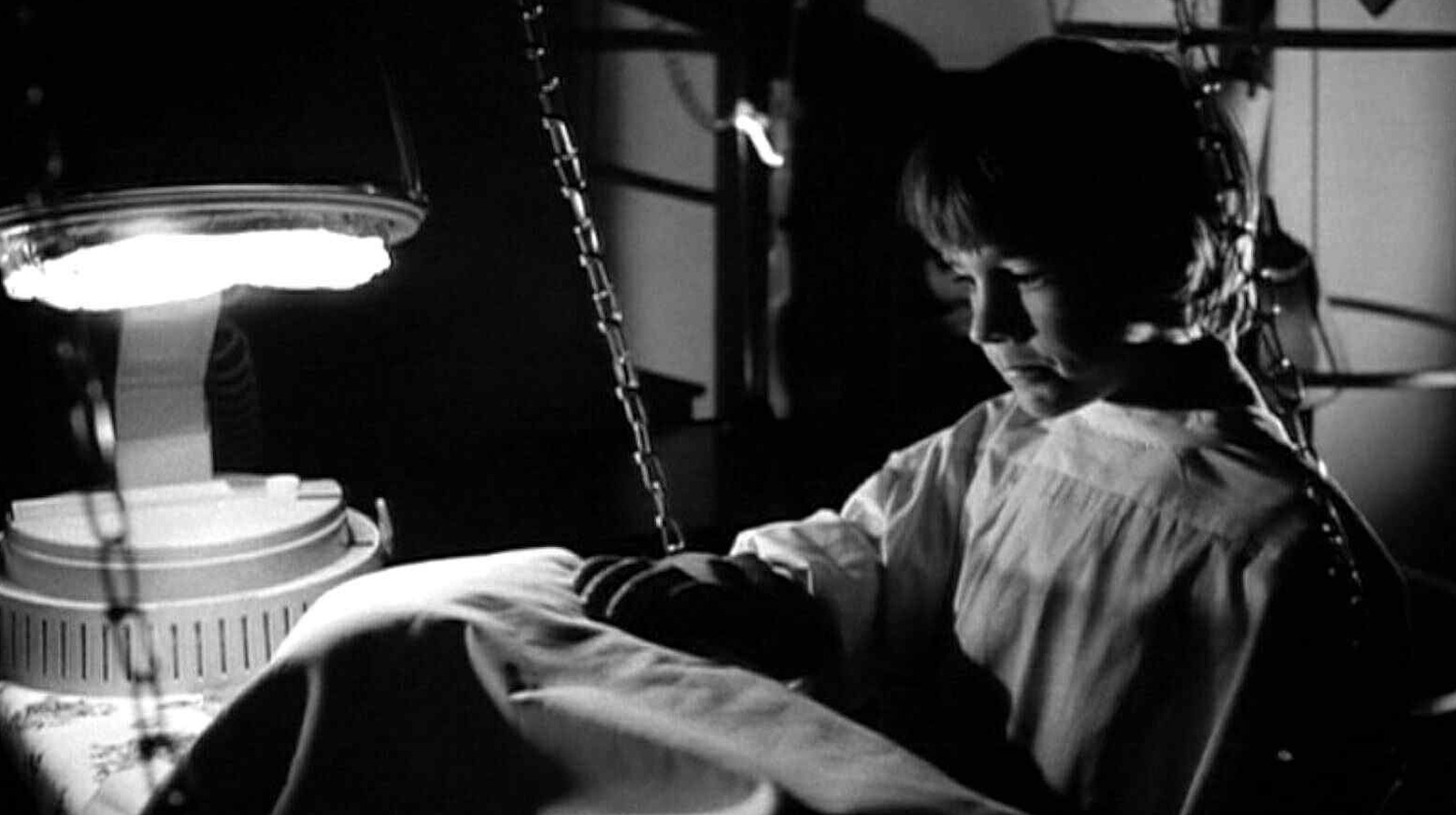 Tim Burton's Breakout Short Is The Perfect Horror Movie To Stream This Halloween