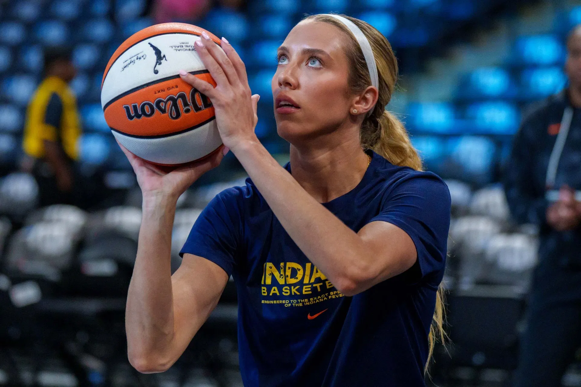 All while gutting out a back injury: Fever fans hail Lexie Hull's incredible night at home despite Indiana's loss in Game 3