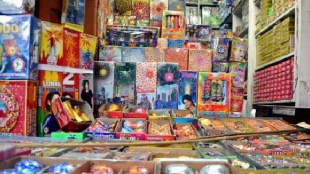 Delhi Police recover huge cache of illegal firecrackers from residence in Rajouri Garden