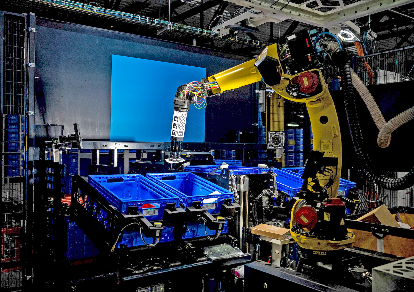 Amazon plans to replace more than half a million jobs with robots