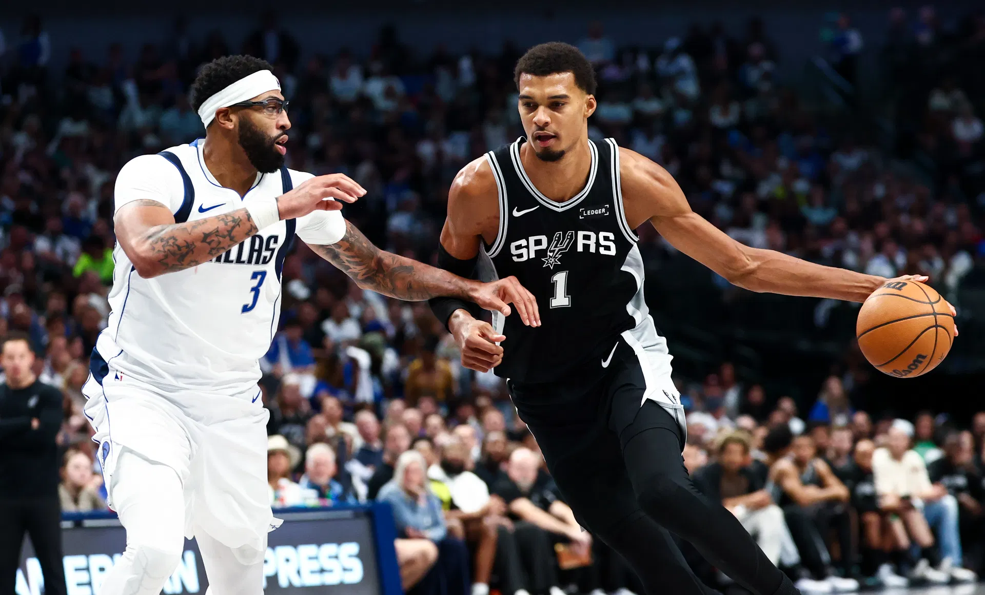 Frying Anthony Davis Like He’s a G-Leaguer: NBA Fans In Deep Fear as Victor Wembanyama Starts Rampage By Tearing Down 10x All-Star