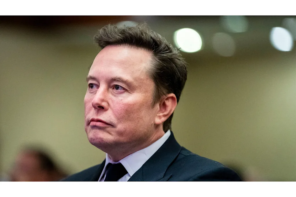 Tesla smashes record earnings, builds $41 billion cash pile