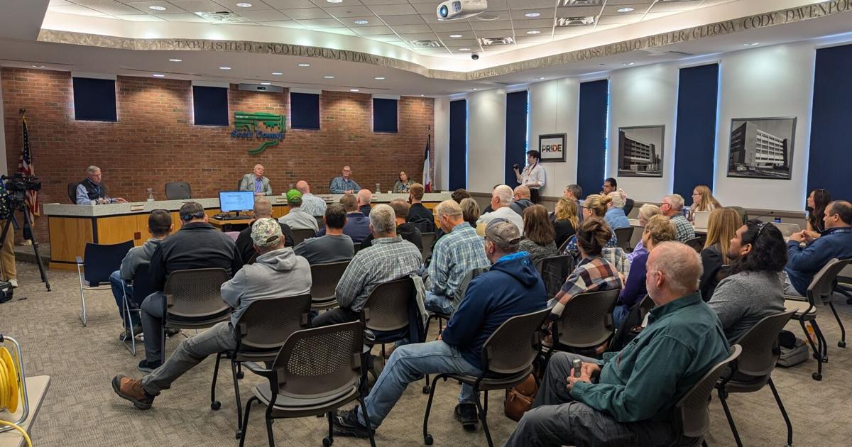 Scott County board hears public concerns with power plant