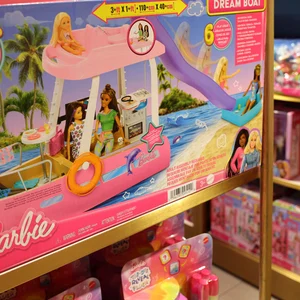 Walmart und Target kürzen für die Feiertage. Das sind schlechte Nachrichten für Mattel.
