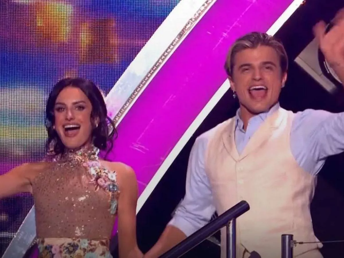 Strictly Come Dancing fans spot major issue seconds into show after star quits