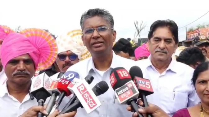 Party will decide leadership: Karnataka Minister after Siddaramaiah's son remarks