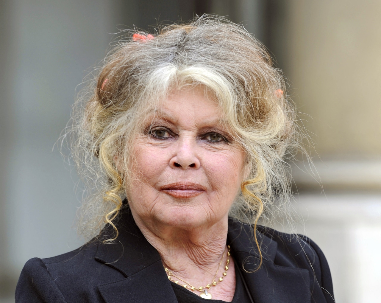 Famous actress, 91, shuts down death rumors amid recent hospitalization