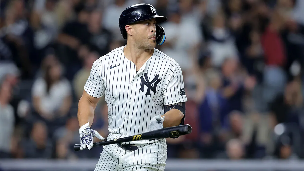 Yankees’ Giancarlo Stanton passes Carl Yastrzemski on all-time home run list