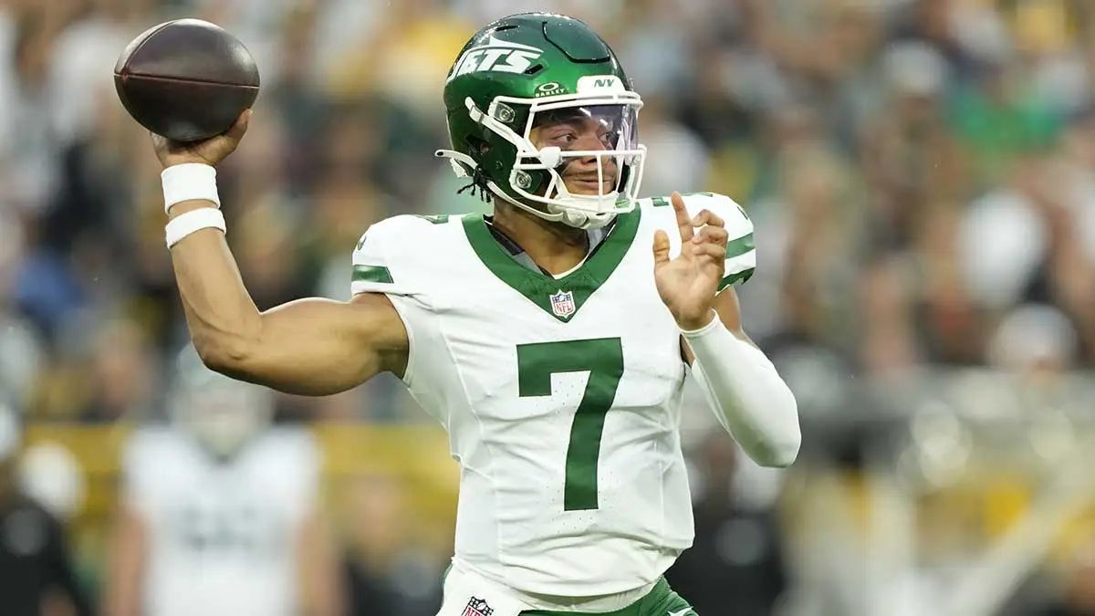 Jets QB Justin Fields set to start vs. Dolphins in Week 4