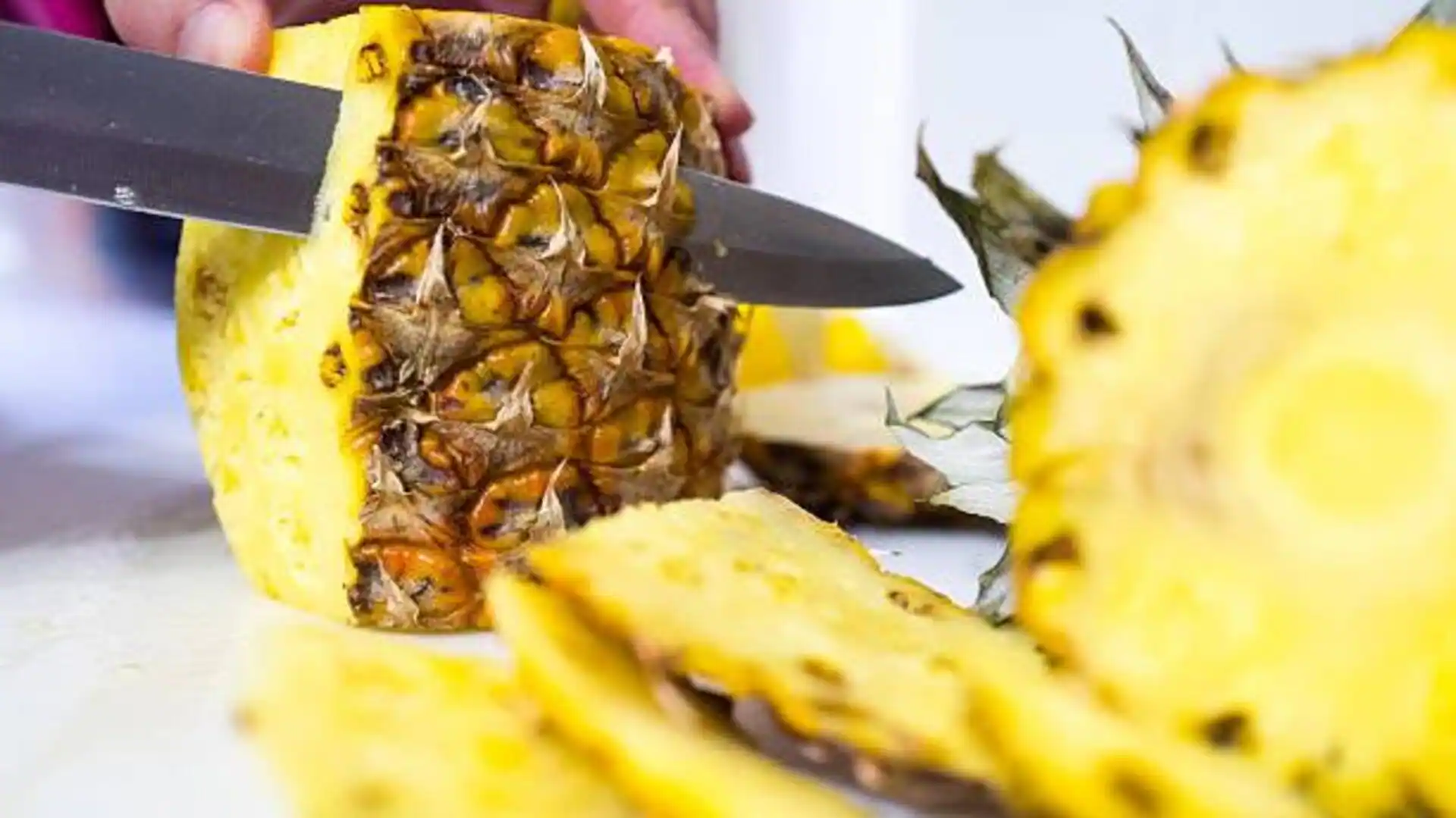How to use pineapple peels in recipes