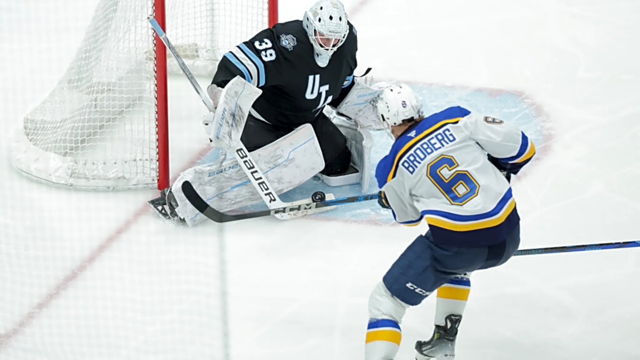 NHL Rumours: Toronto Maple Leafs Scouring the Goalie Market