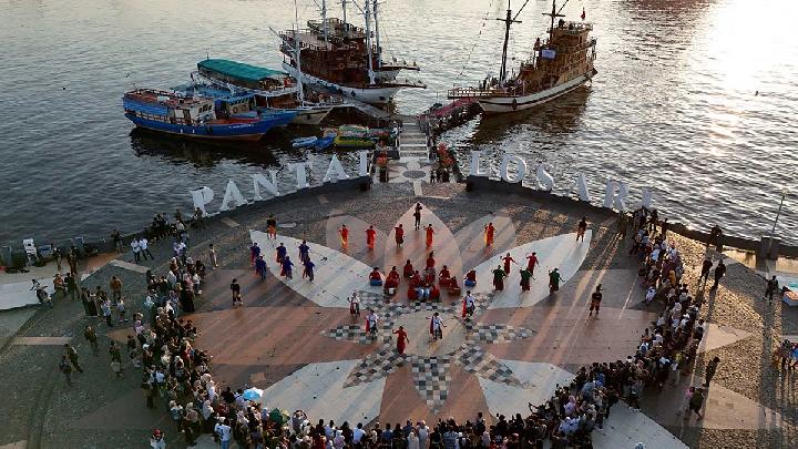 Cultural Vacation Guide 2025: Cities That Bring Traditions to Life