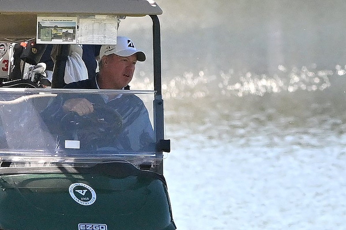 Hog calls not in Boo Weekley’s future