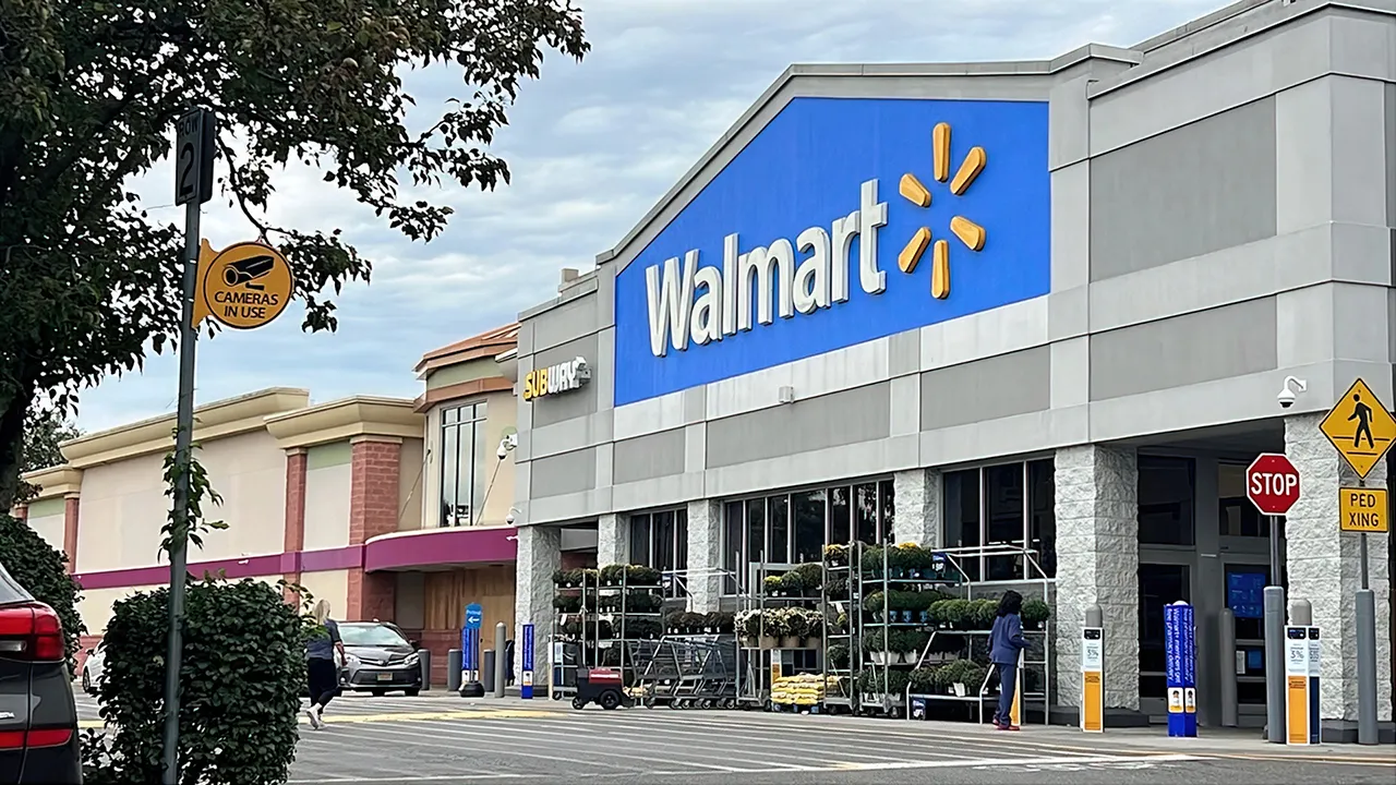 Walmart stops hiring H-1B visa workers due to Trump's $100,000 fee policy