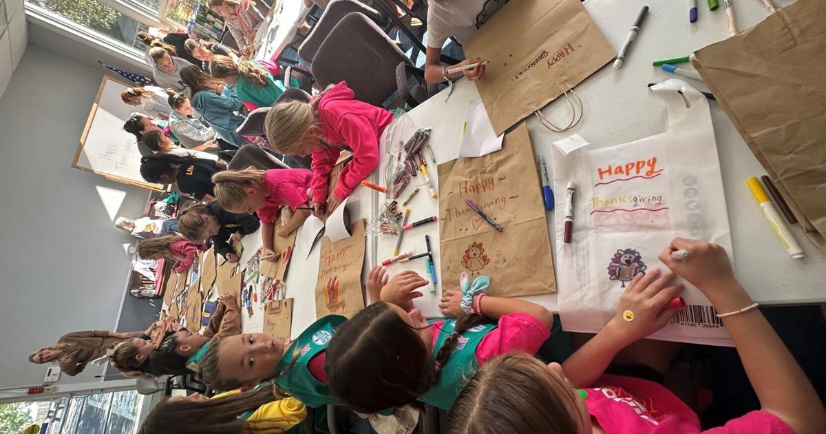 Jewish Family Service holds annual Thanksgiving drive
