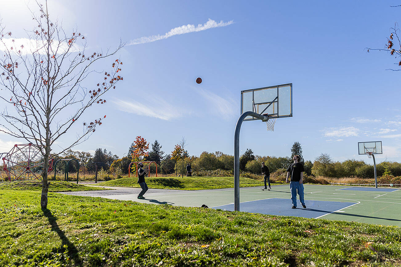 Lake Stevens celebrates official transfer of Cavalero Hill Park