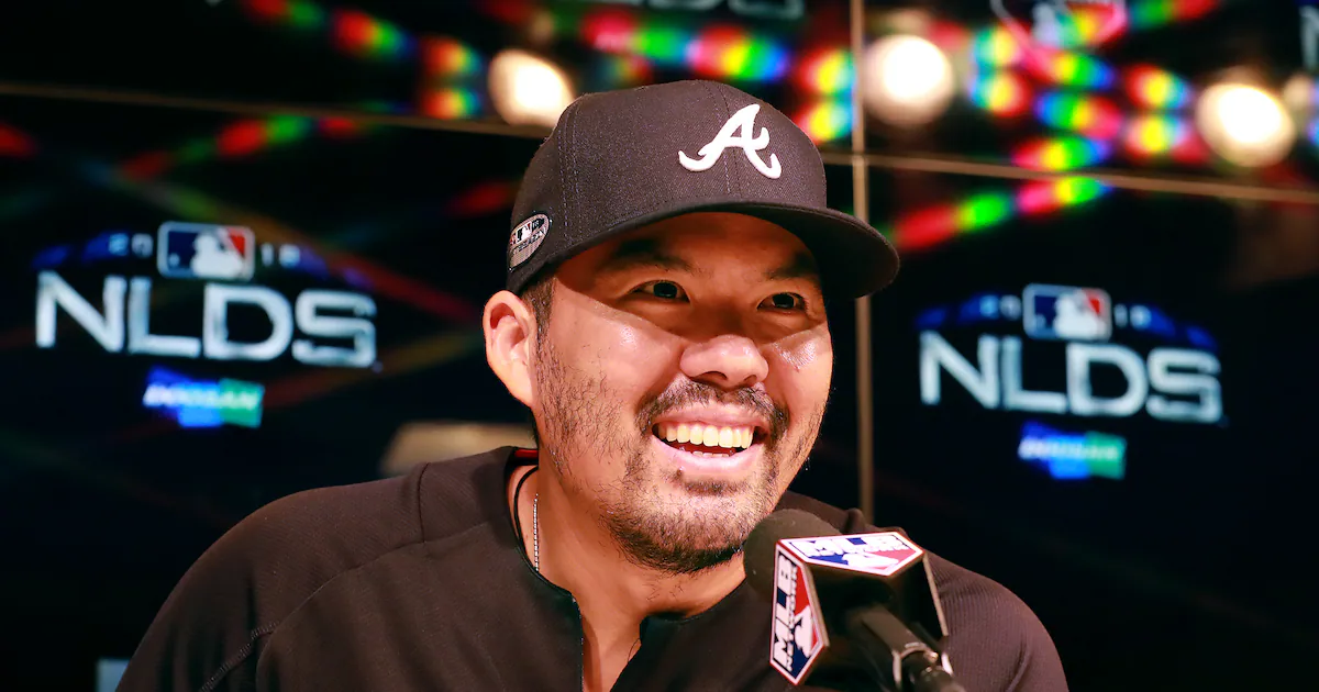 Angels reportedly hire former Braves catcher Kurt Suzuki as manager