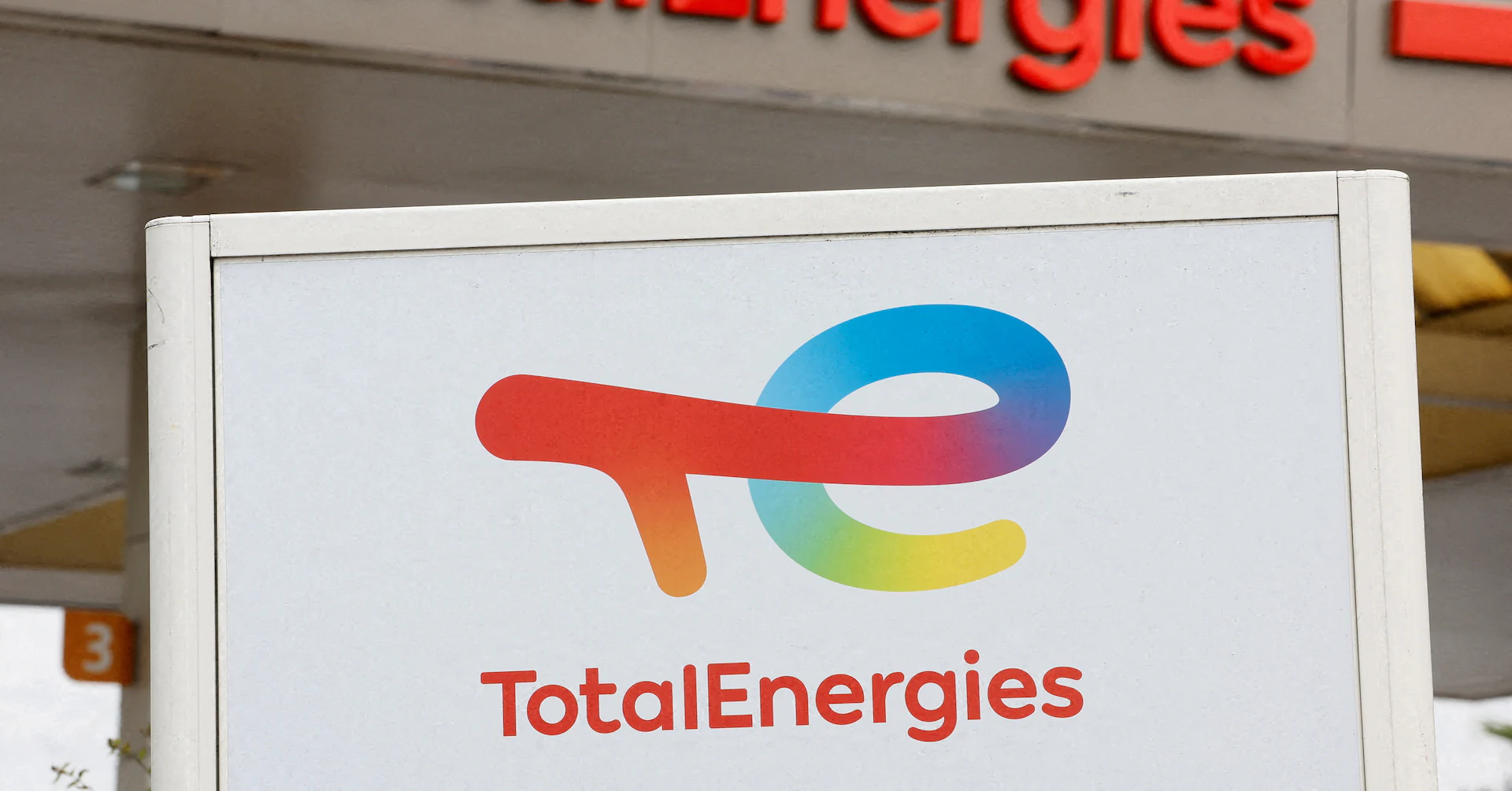 French court rules TotalEnergies must remove misleading climate claims from website or face fines