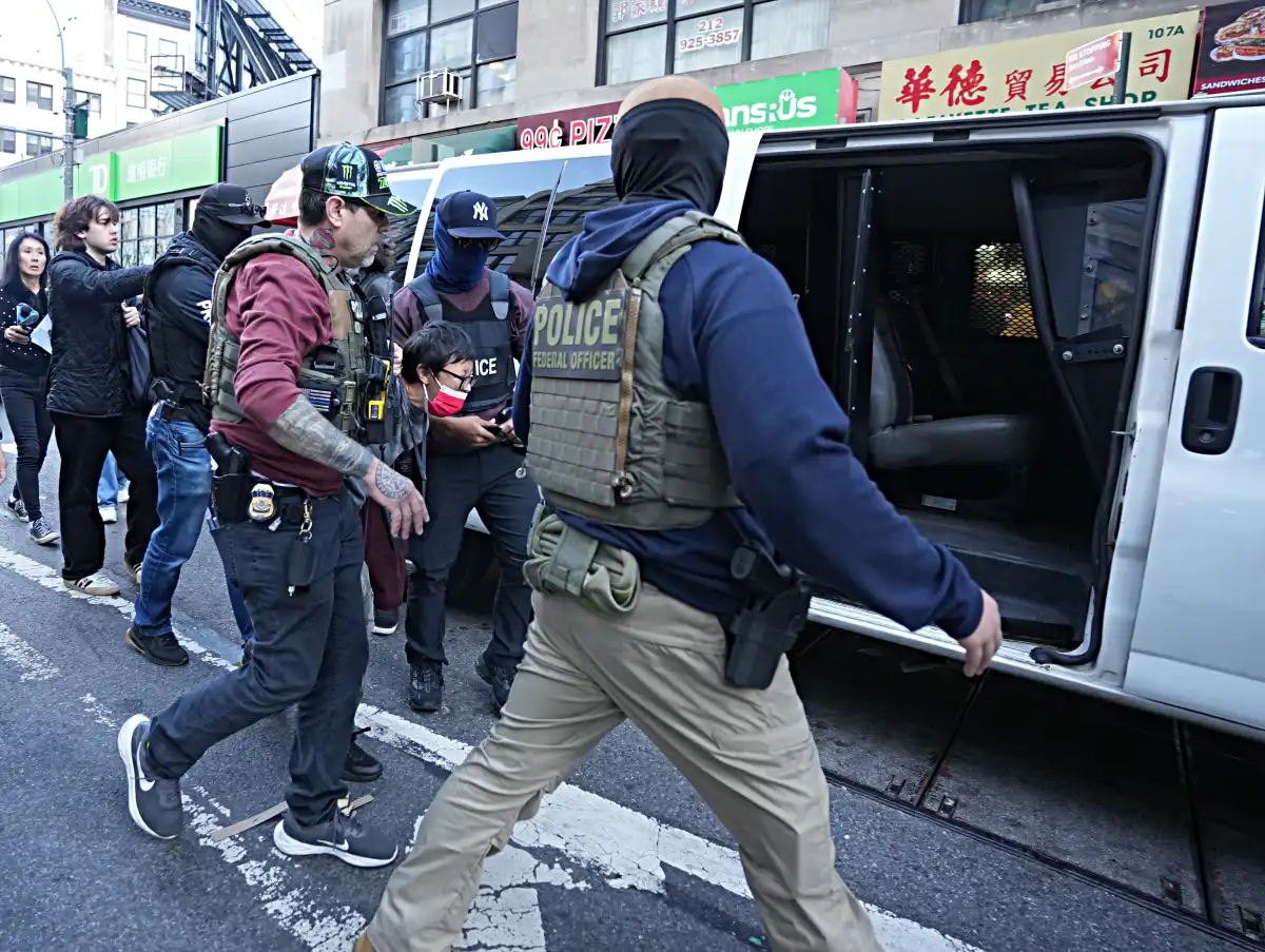 ICE raid fallout: All three NYC mayoral candidates slam chaotic federal sting in Chinatown allegedly targeting ‘counterfeit’ vendors