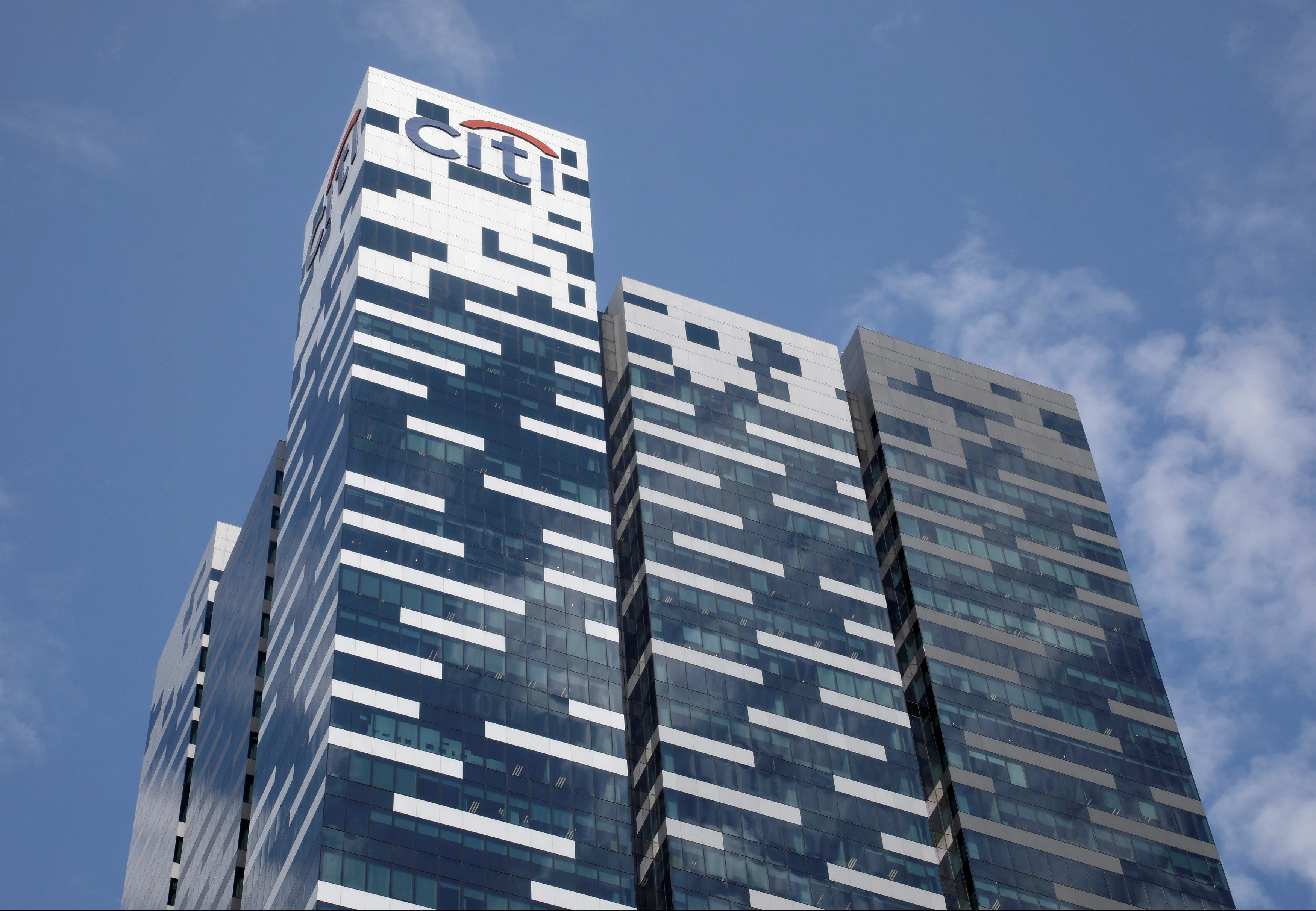 Singapore jails ex-banker over role in US$2.3 billion money laundering case