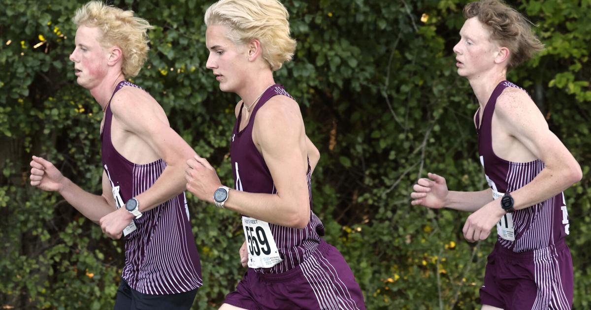 Auburn boys cross-country takes first at SCAC championships