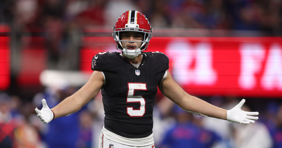 12 Fantasy Football Trade Targets to Save Your Season