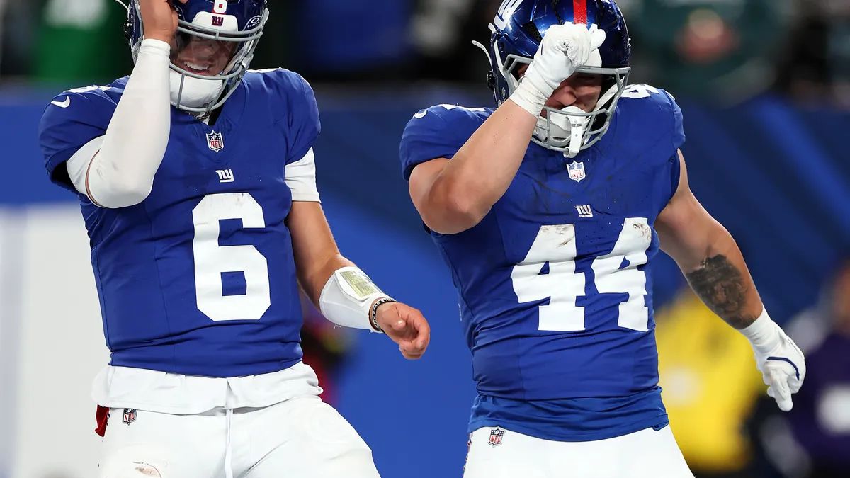 Eagles vs Giants predictions. Our expert picks on NFL Week 8 revenge game