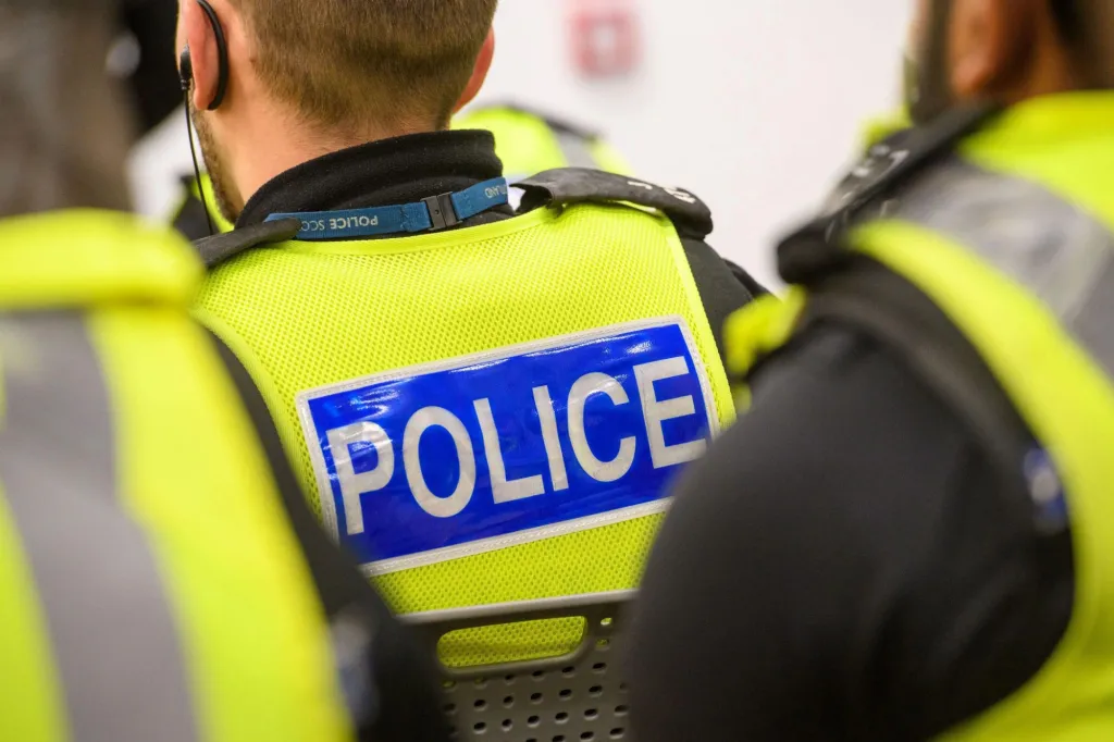 Man attacked with weapon in Scots street as cops hunt for two suspects