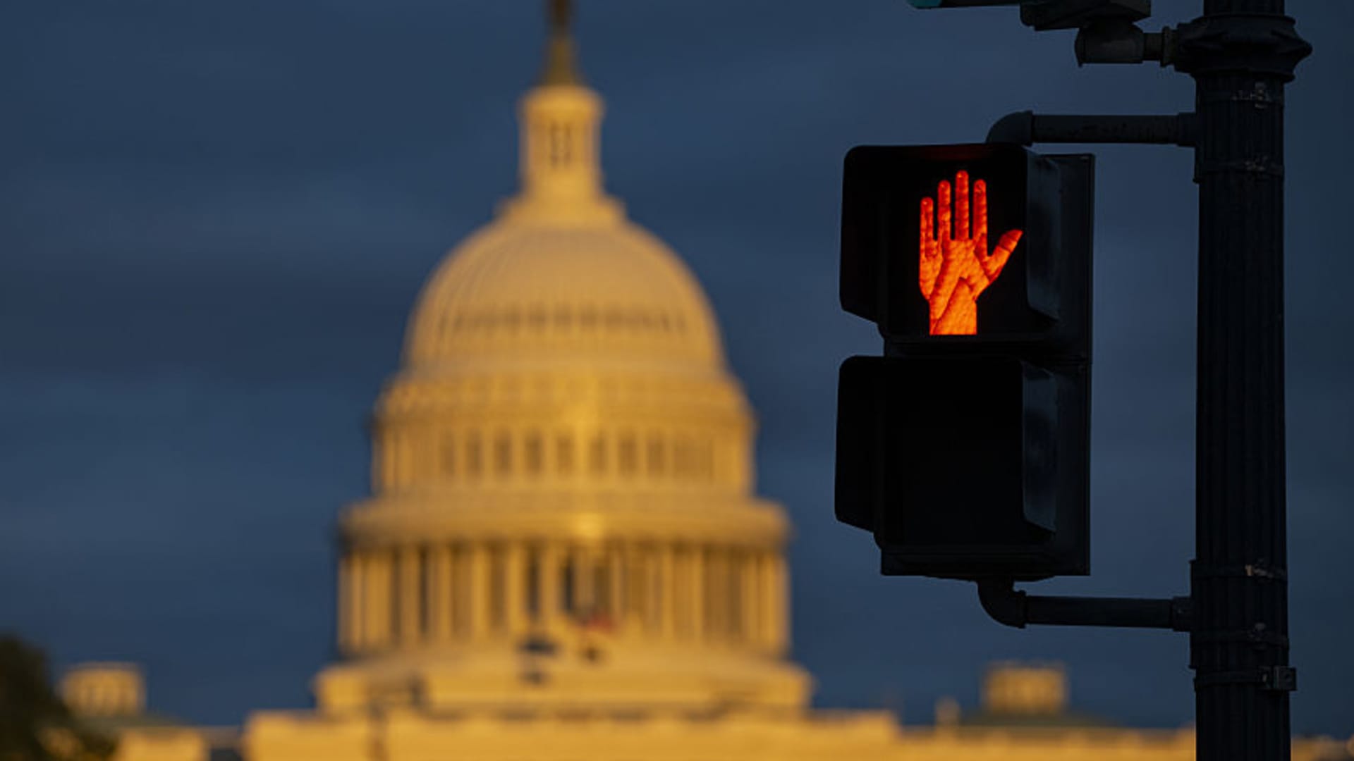 Government shutdown now 2nd longest in U.S. history