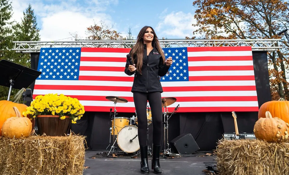 Who is Kimberly Guilfoyle, the new US ambassador to Greece?