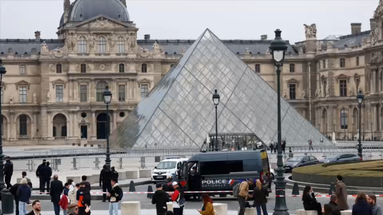 DNA uncovered in Louvre jewel heist could be first major break in probe: Police
