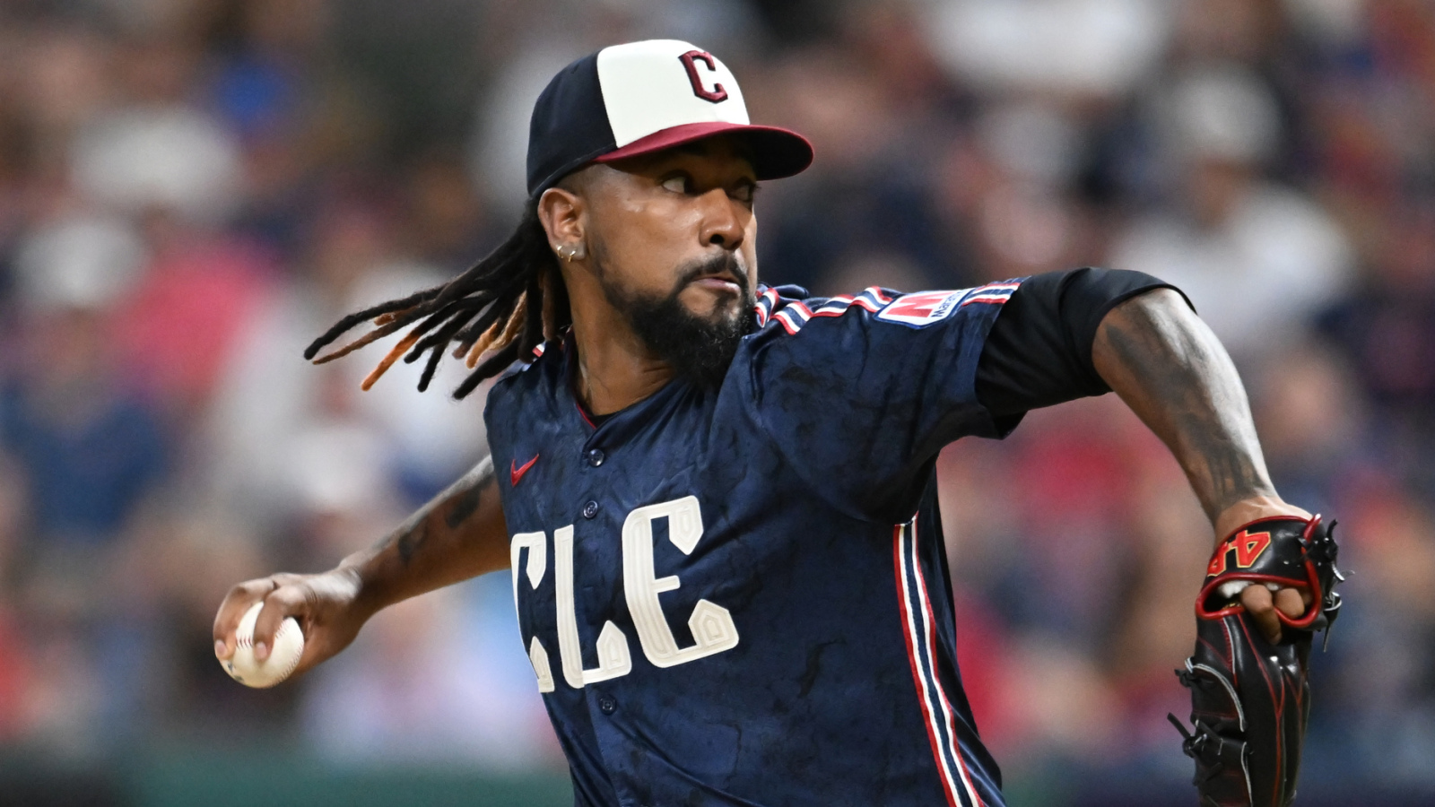 Guardians to prevent Clase from playing in Venezuelan Winter League