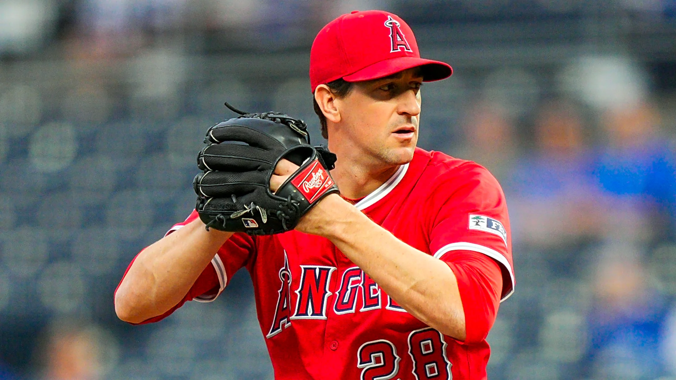 Former World Series champion undecided on pitching in 2026