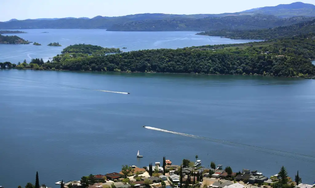 Lake County governments opt to delay Sonoma Clean Power expansion
