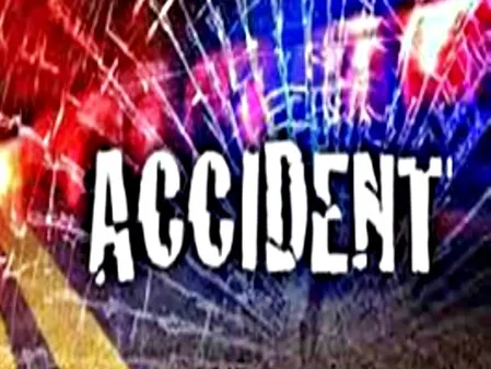 Bengal: Three killed as car hits stack of bricks in Hooghly district
