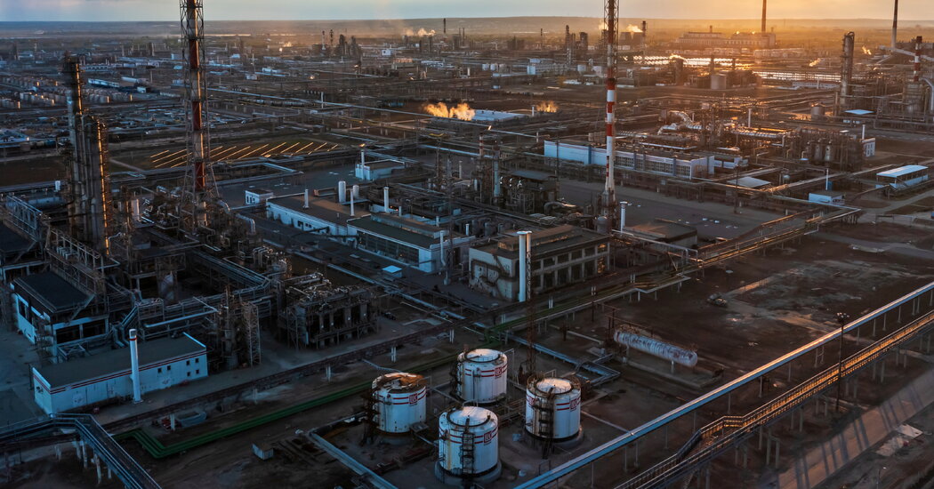 Trump Imposes Sanctions on Russian Oil Companies as His Frustration With Putin Mounts