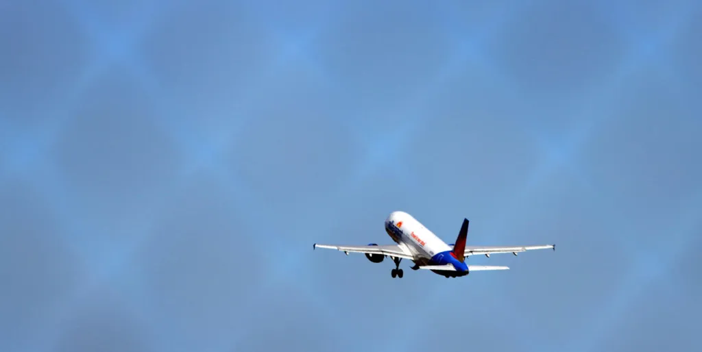 Allegiant Air discontinues Norfolk airport flights, pulling 5 regional routes