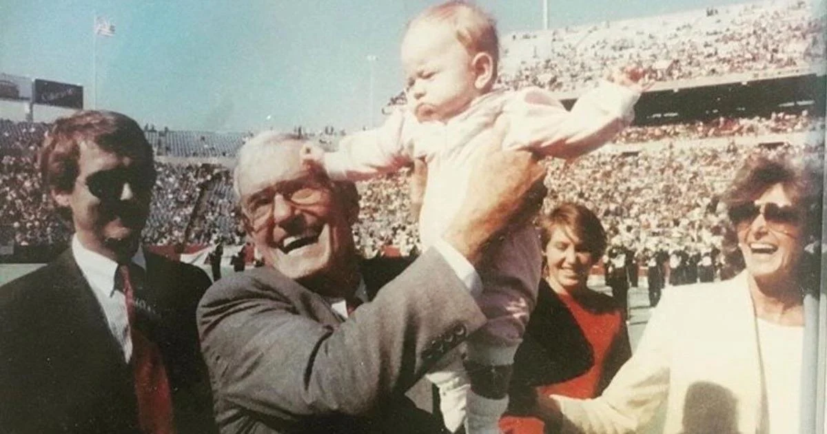 Erik Brady: Pat McGroder's whole clan back in Buffalo for last hurrah at Bills stadium