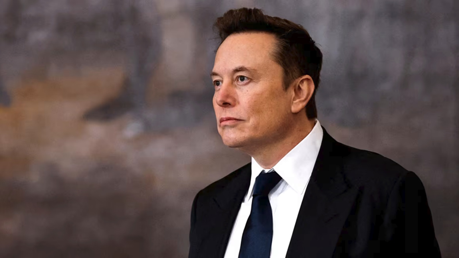 Take Back Tesla urges TSLA shareholders to vote against Musk's $1 trillion pay package