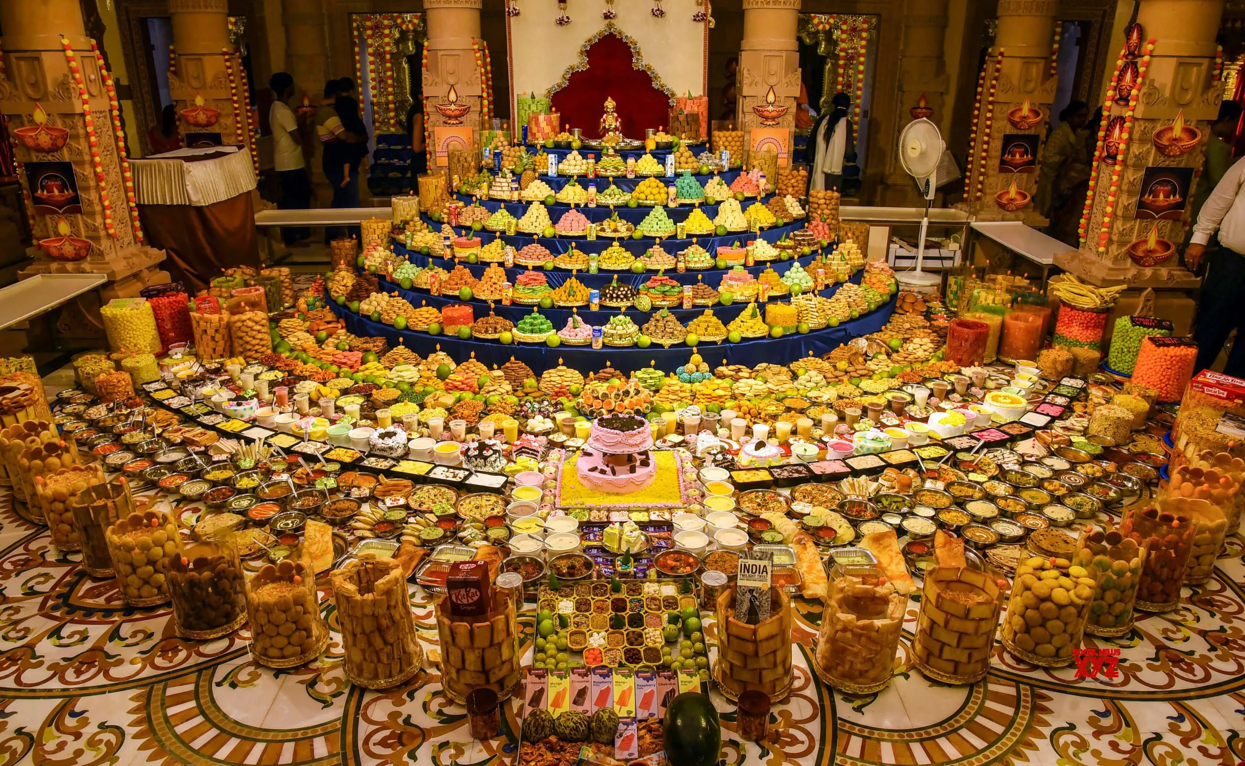 Nagpur: Govardhan Puja celebrations at Swaminarayan Temple #Gallery