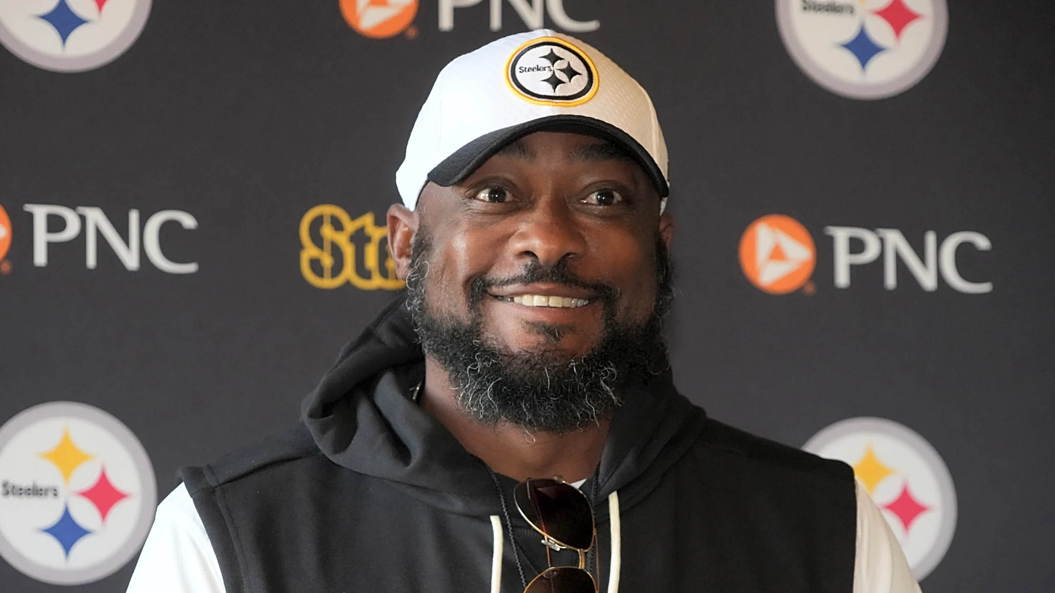 Steelers' Mike Tomlin Gives Confident Answer For Offensive Line Concerns