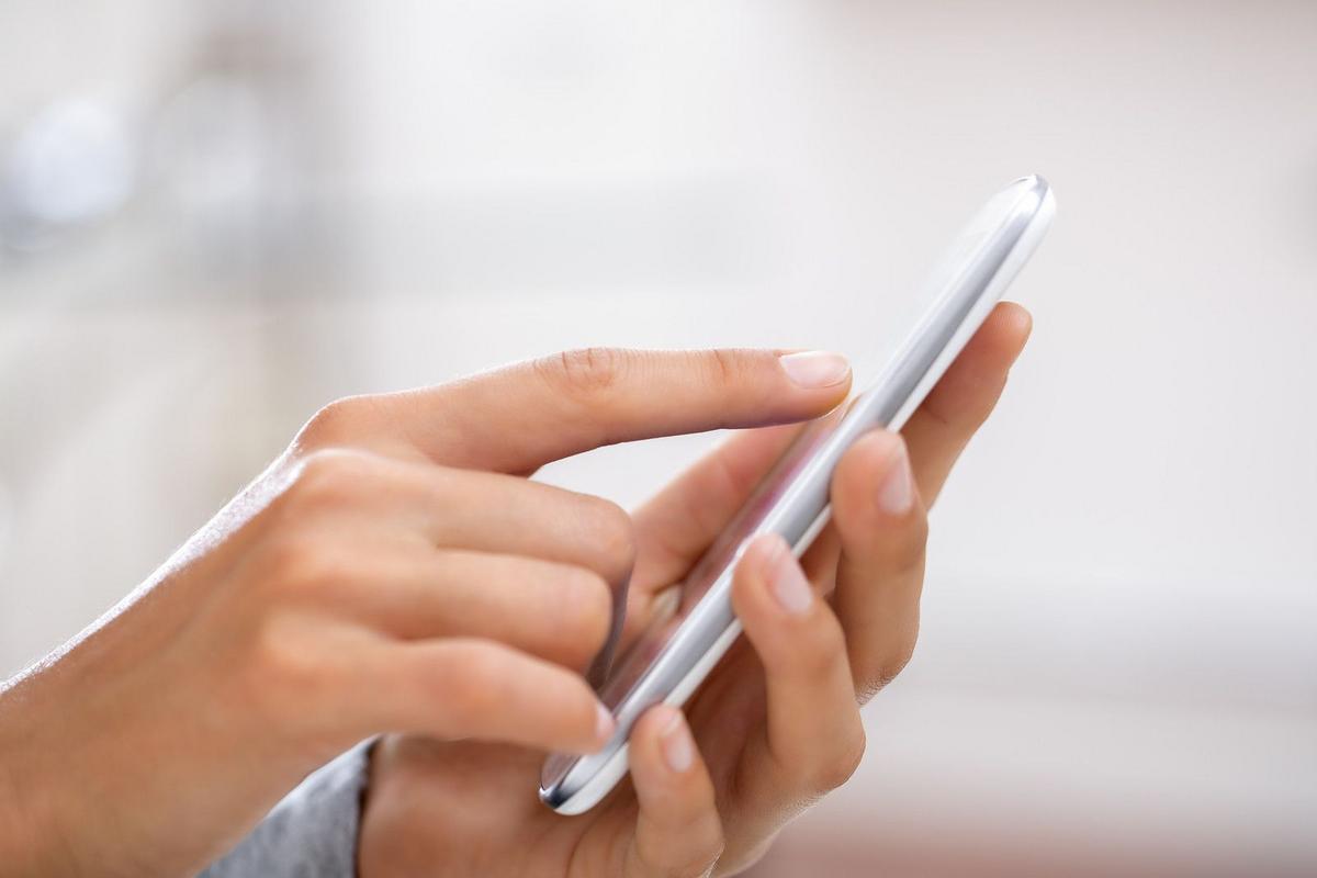 Better Business Bureau Warns Minnesotans About Ghost Tapping Scam